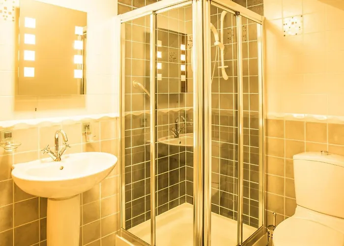 Once Upon A Tide 클리프덴